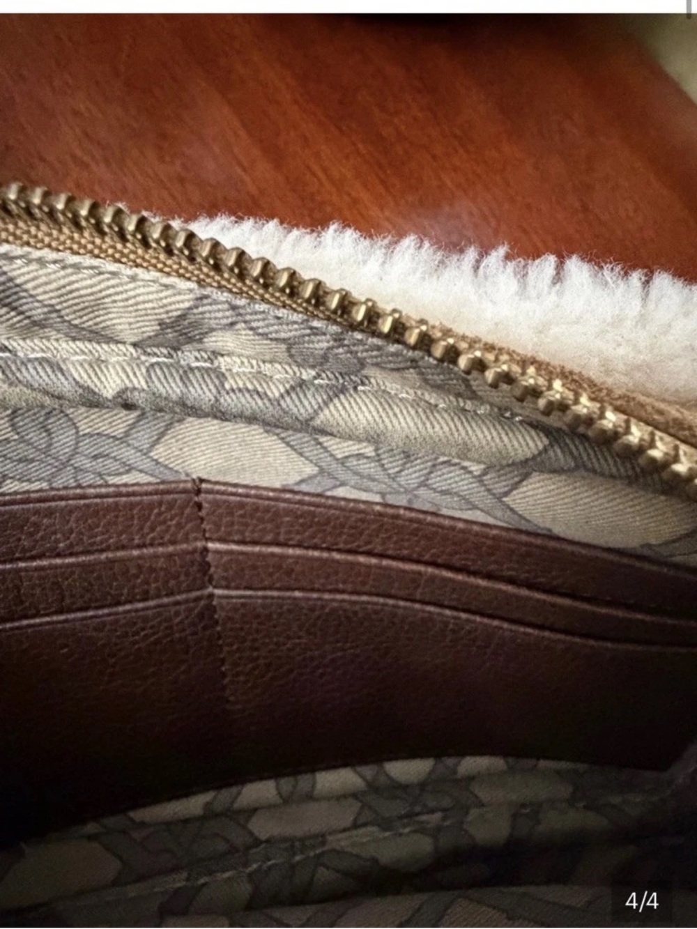 UGG Chestnut Suede Crossbody with Cream Shearling Trim - Picture 4 of 4